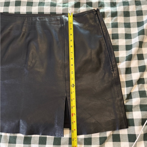 ⭐️ Reformation | Veda Margie Sheep Leather Mini Skirt - Picture 13 of 16